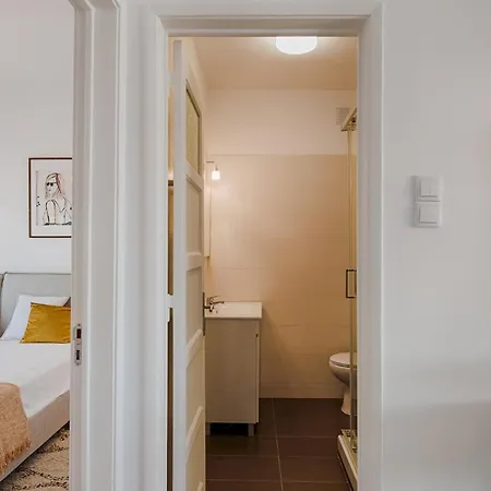 Master Deco Gem In Graca Lisbon