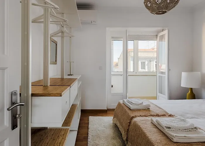 Master Deco Gem In Graça * Lissabon